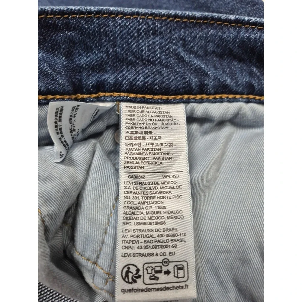 Levis Premium 511 Jeans Mens 36x30 Blue Stretch Denim Medium Wash